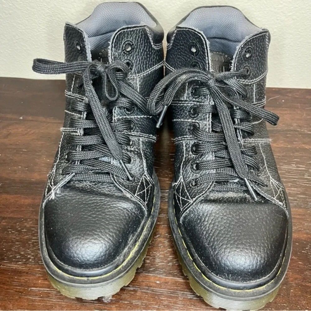Dr. Martens Harrisland Black Boots Women’s 9/Men’s 7‎